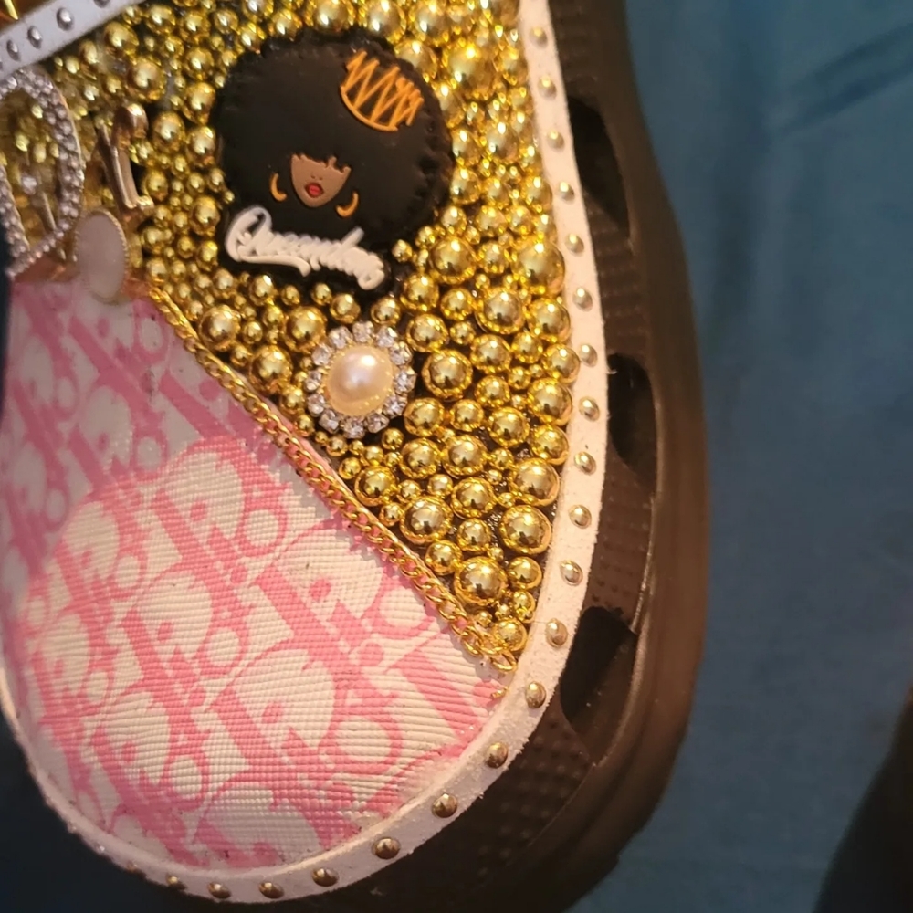 Custom crocs - Picture 11 of 12